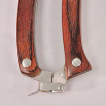 Load image into Gallery viewer, Gunter Wilhelm Executive Chef Series Model 207 Poultry Shears
